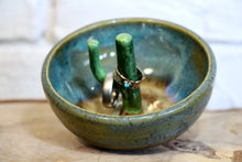 Load image into Gallery viewer, Cactus Ring Holder