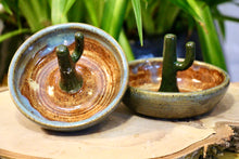 Load image into Gallery viewer, Cactus Ring Holder